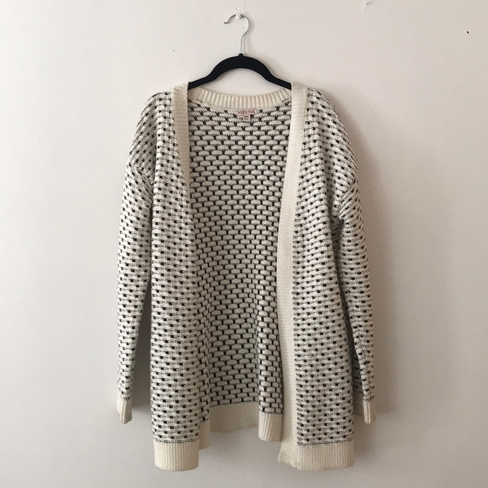 Like new sweater